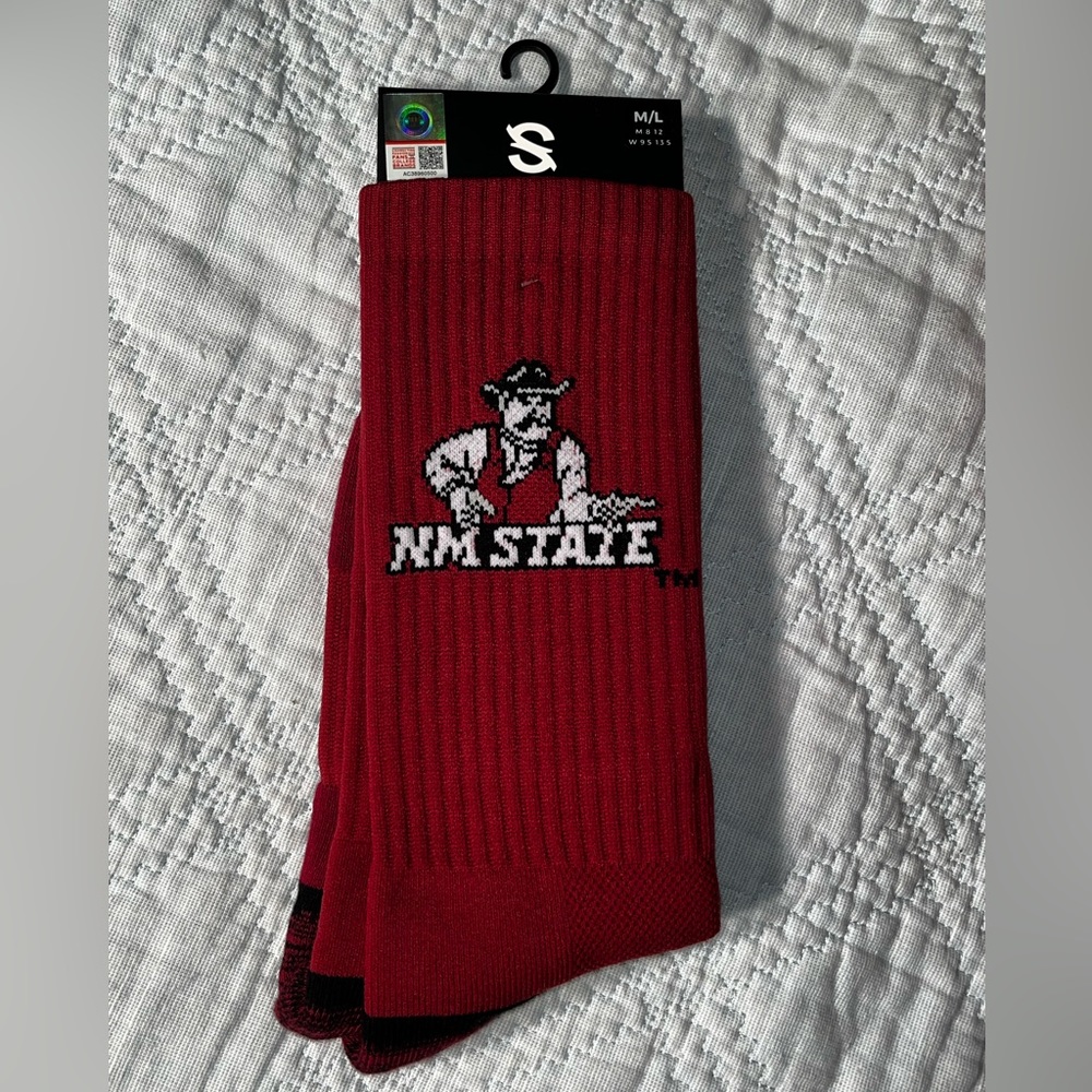$18 New Mexico State University NMSU Performance Socks M/L Full Knit Sideline